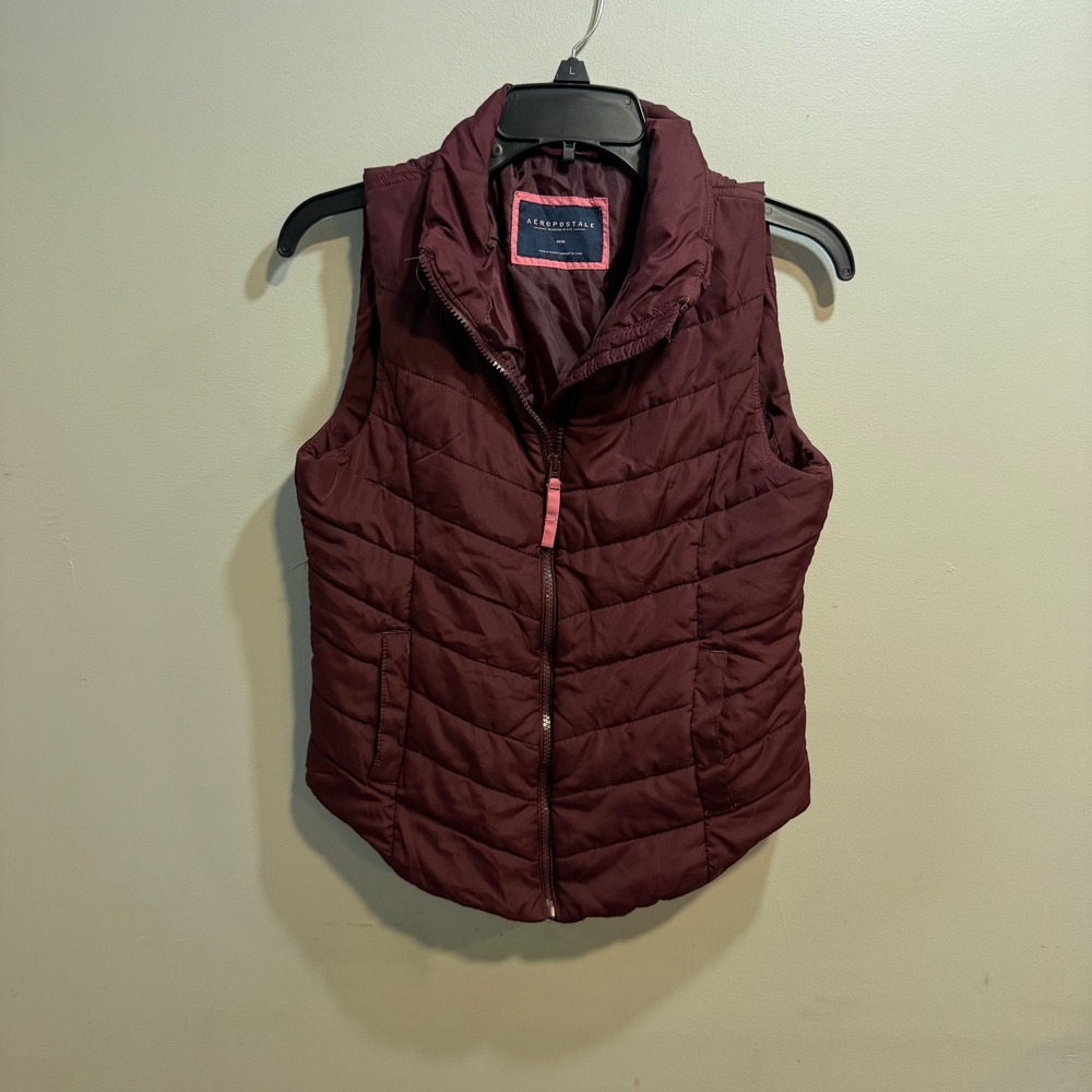 Aeropostale Womens Burgundy Puffer Vest Quilted Full Sleeveless Jacket Medium‎